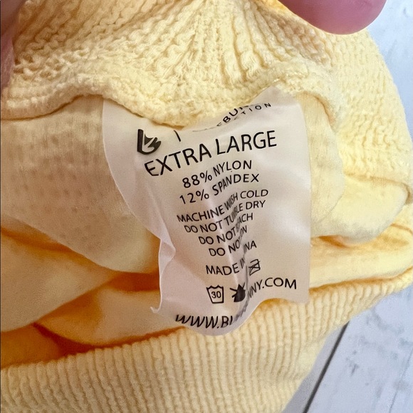 New with tags buff bunny yellow ribbed leggings - Picture 7 of 8